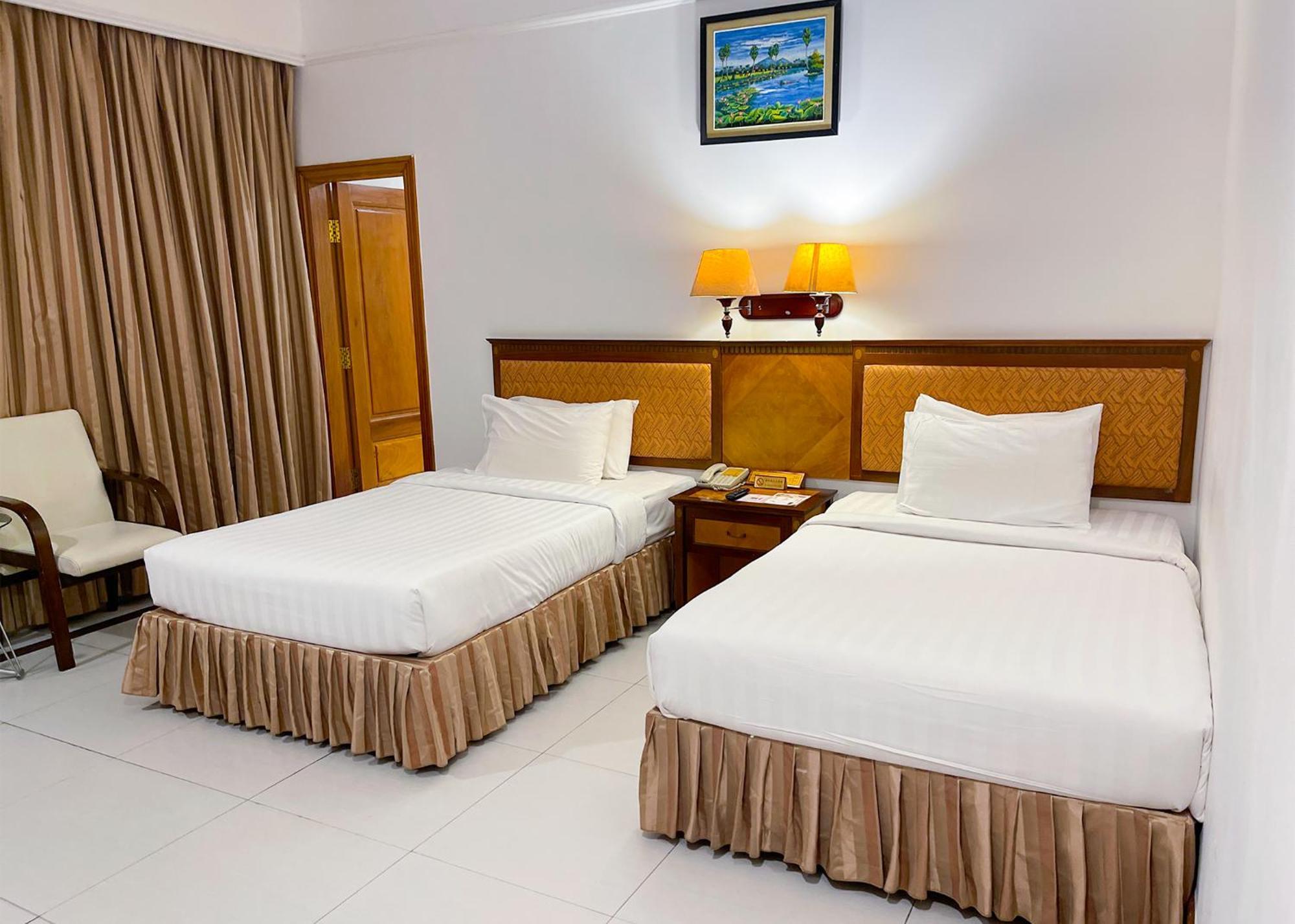 โรงแรม Sor 4*