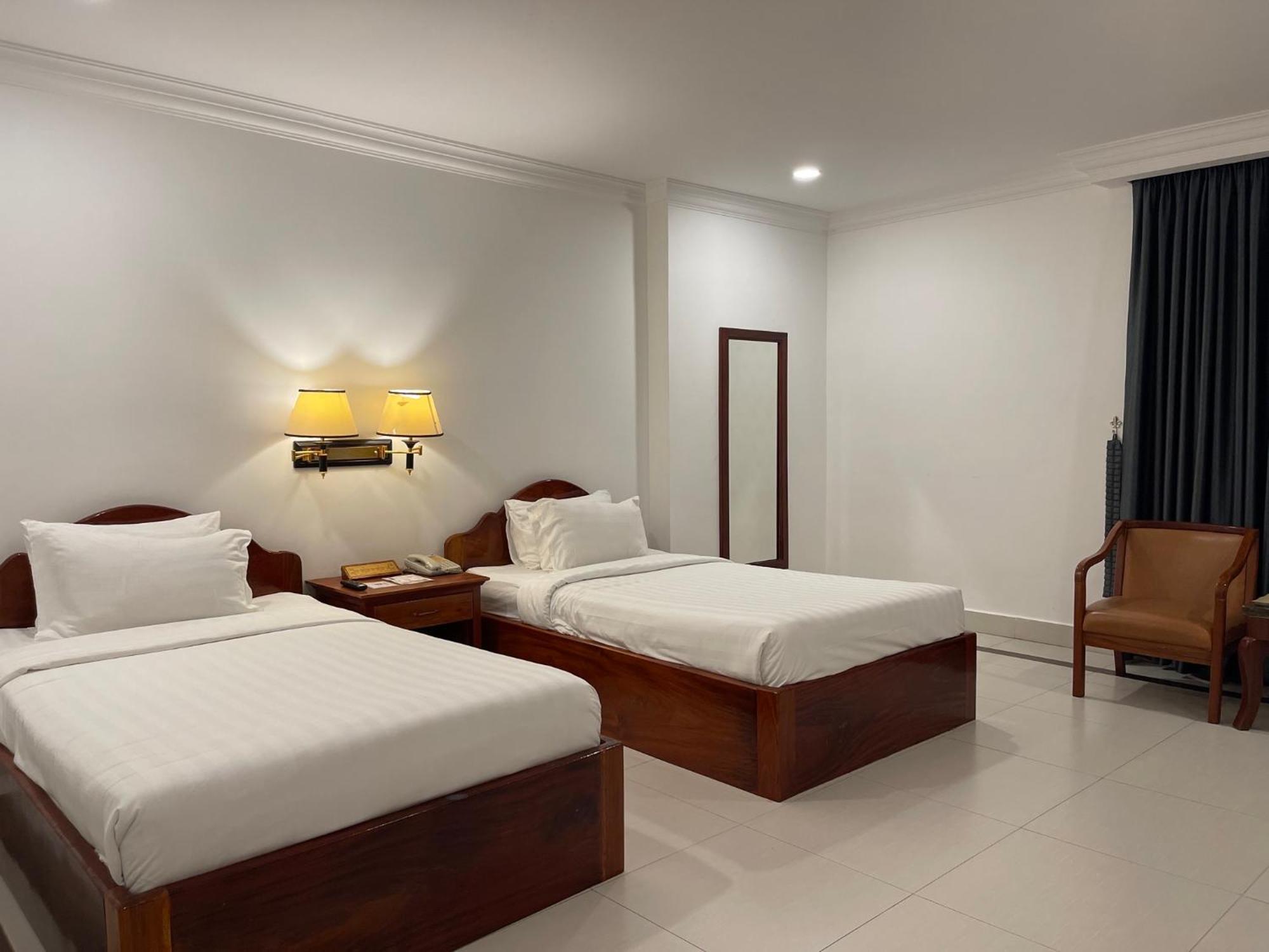 โรงแรม Sor 4*